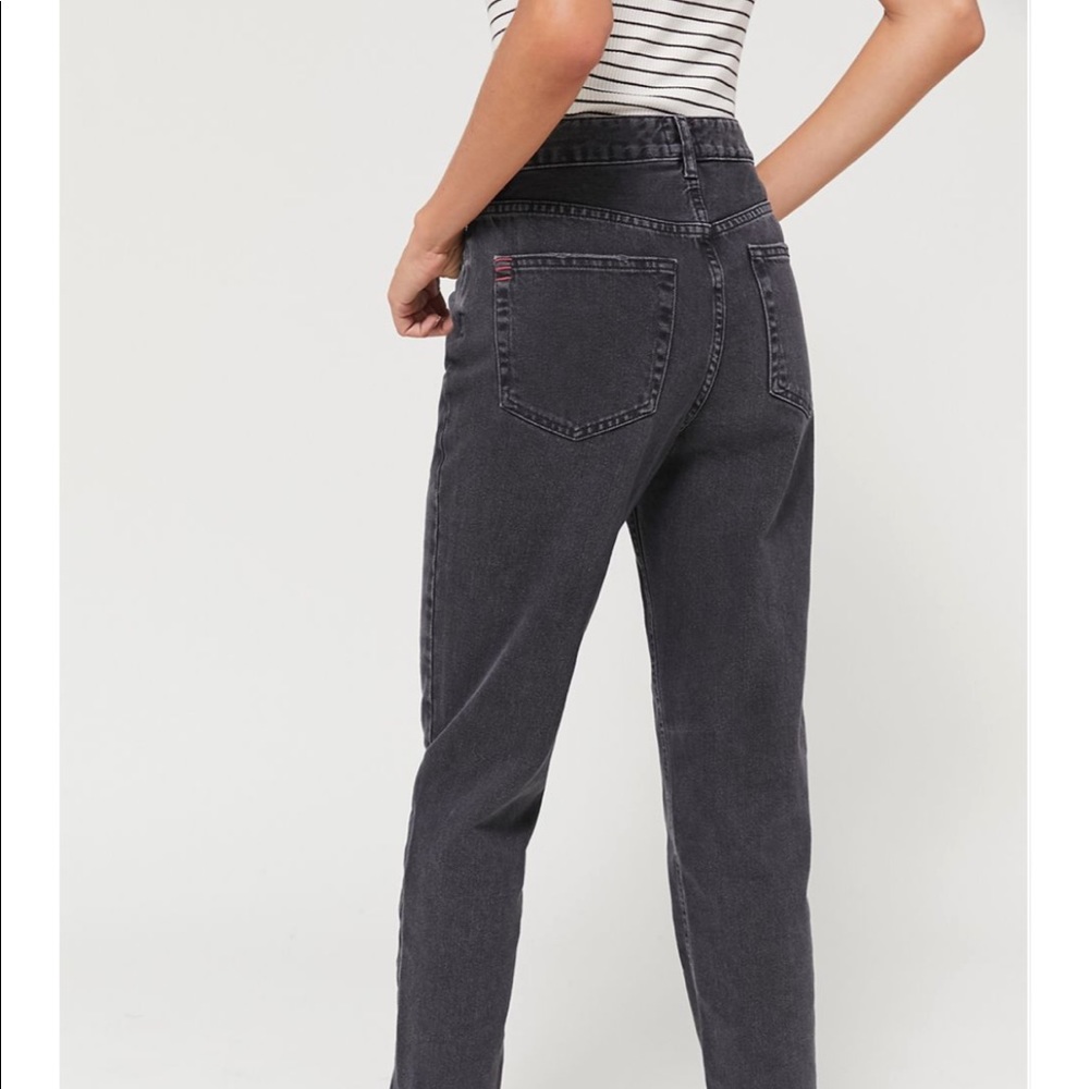 BDG Girlfriend Jeans Size 27W